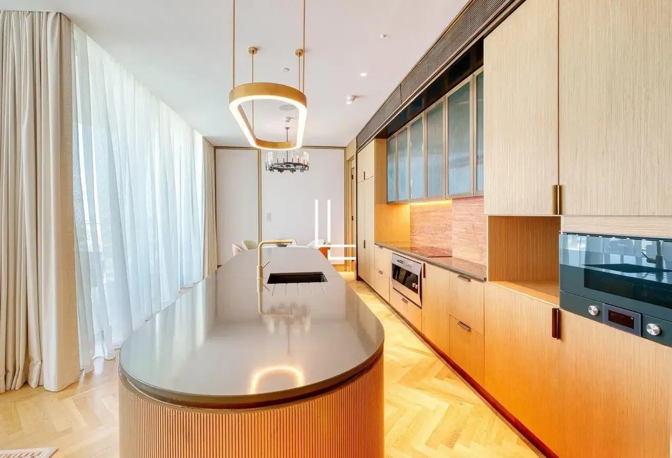 Iconic Sea Views | Ultra-Luxury Coastal Residence