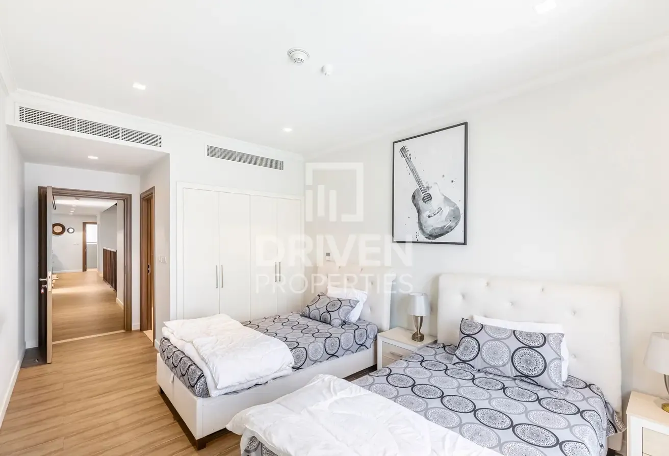 Exclusive | Waterfront Views | Prime Location