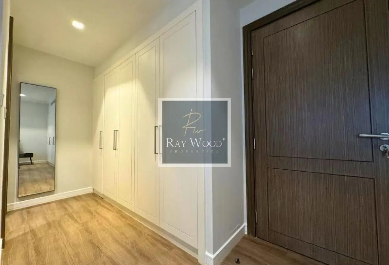 Luxurious | 3BR+Maid | Waterfront Townhouse