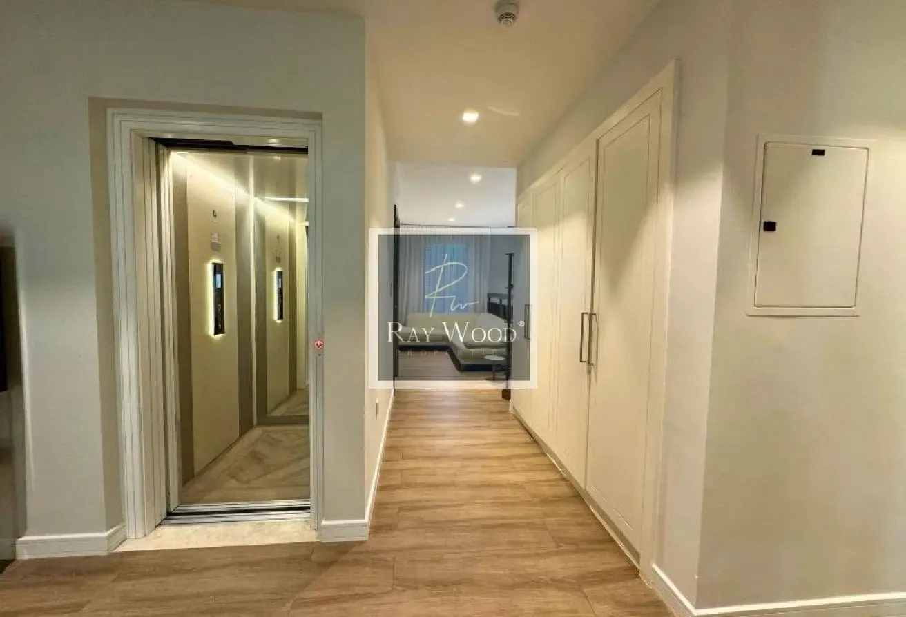 Luxurious | 3BR+Maid | Waterfront Townhouse