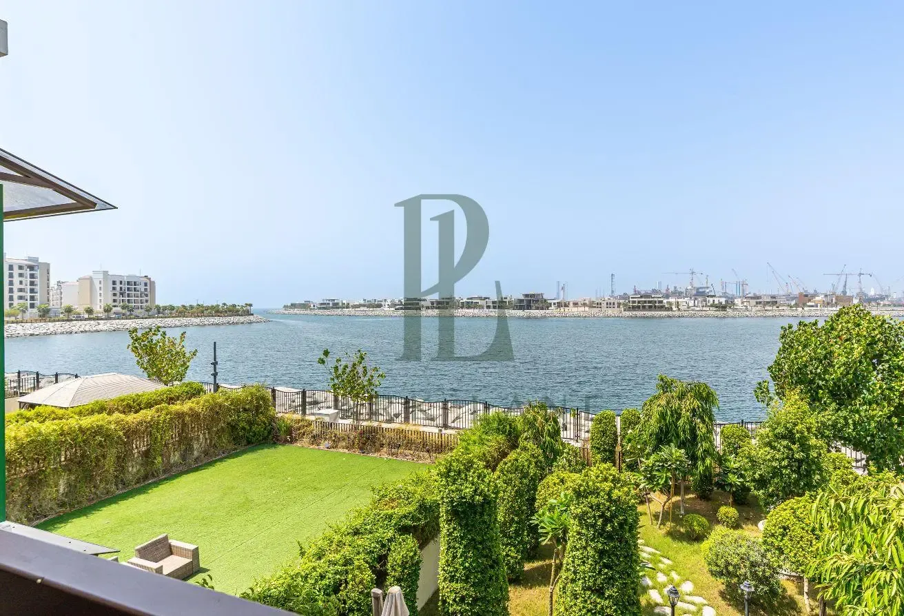 FULLY UPGRADED | SEA FACING | VACANT