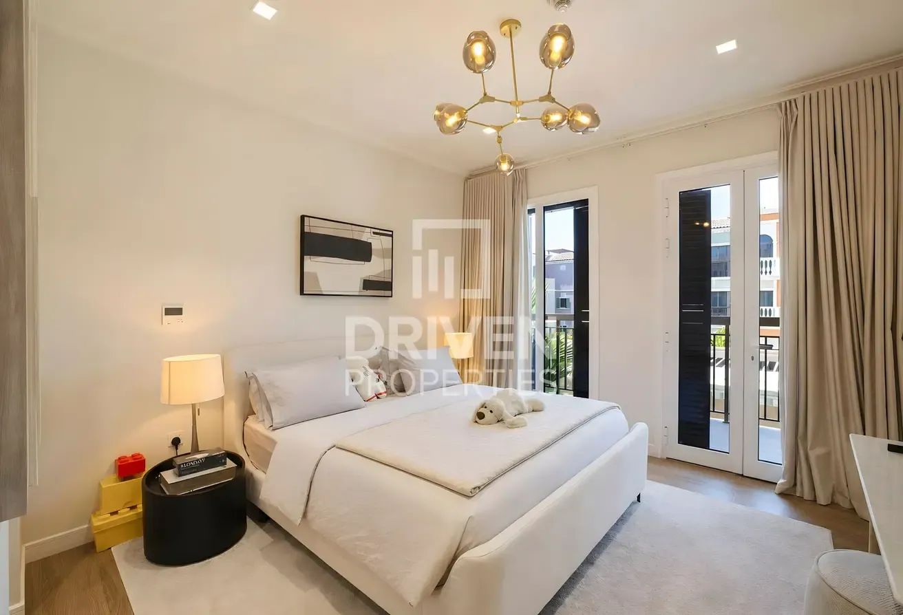 Motivated | Rented | Partial Sea View | VOT