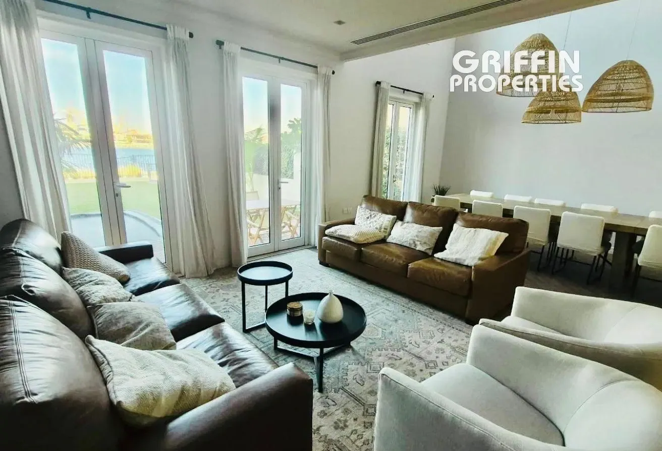 3BHK | Furnished and Upgraded | Vacant | Sea View
