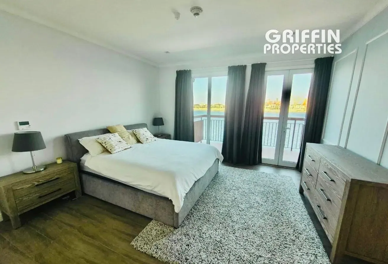 3BHK | Furnished and Upgraded | Vacant | Sea View