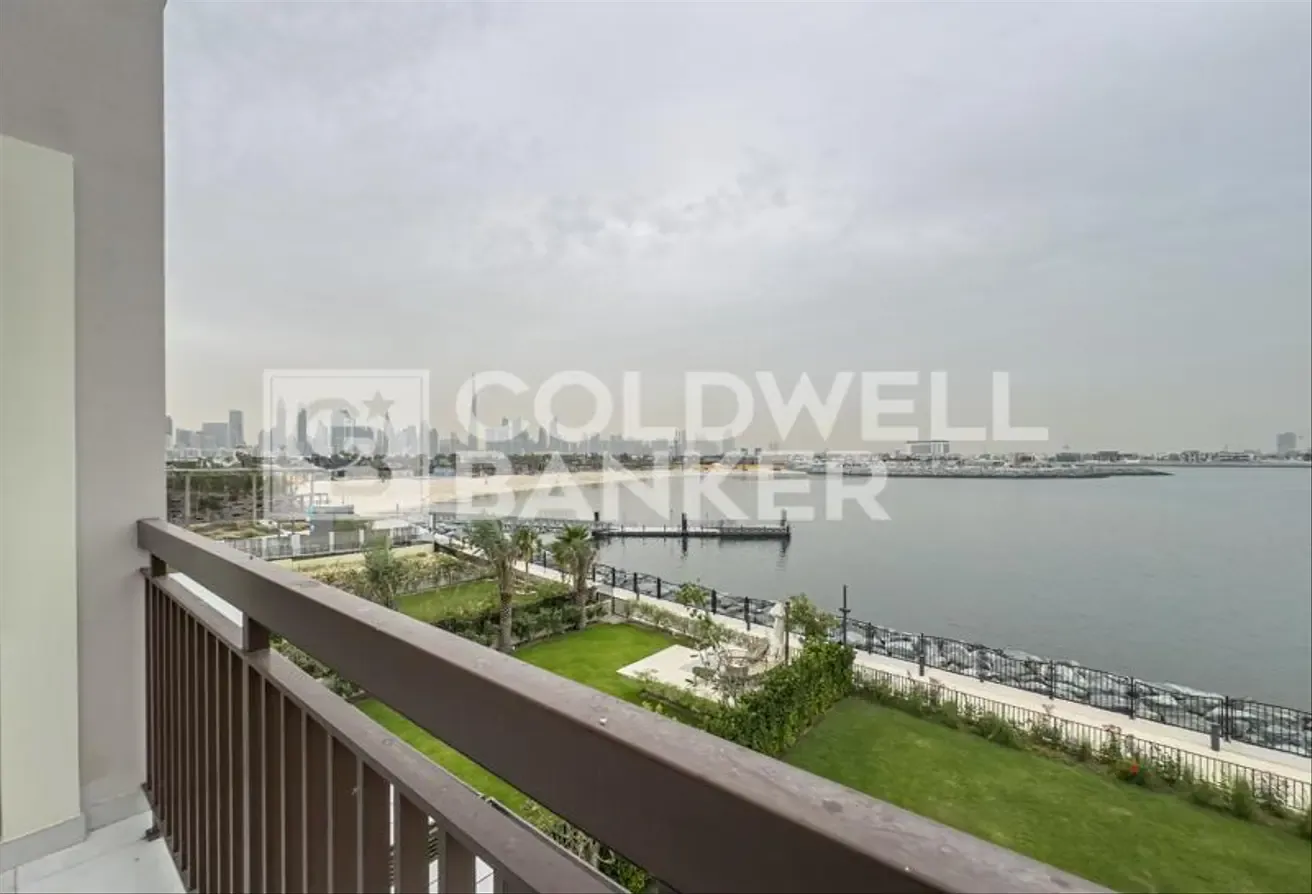 Sea View | Investor Deal | Waterfront Living