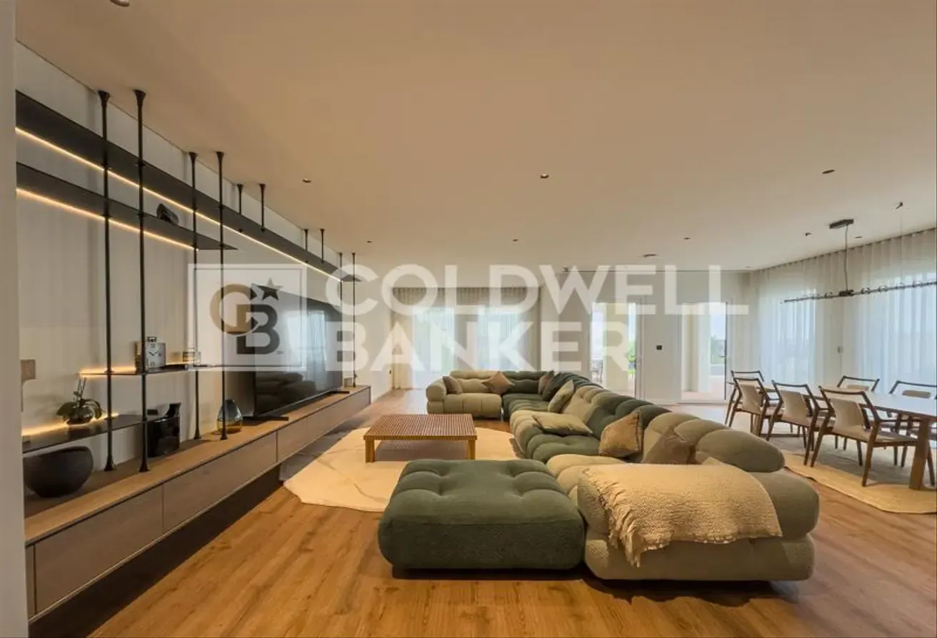 Sea View | Investor Deal | Waterfront Living