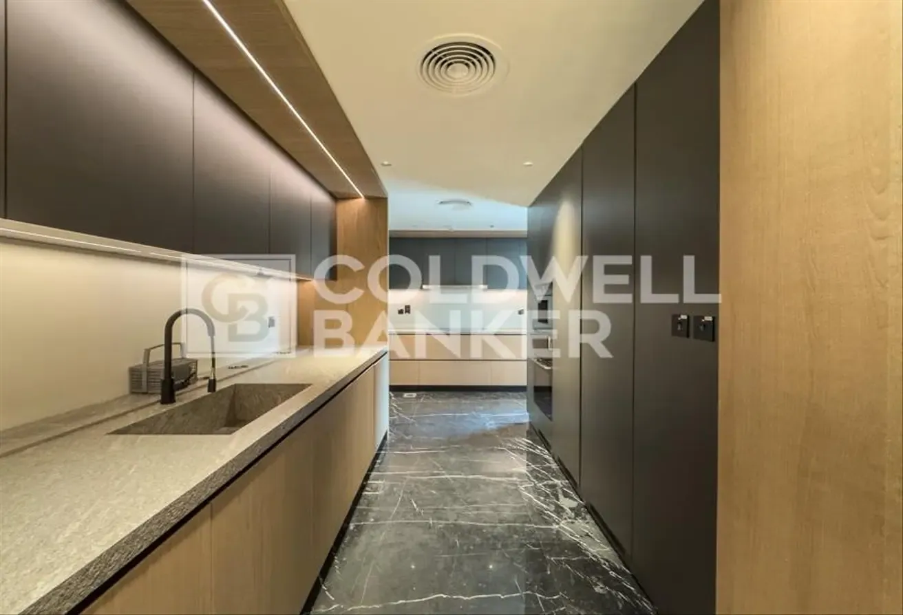 Sea View | Investor Deal | Waterfront Living