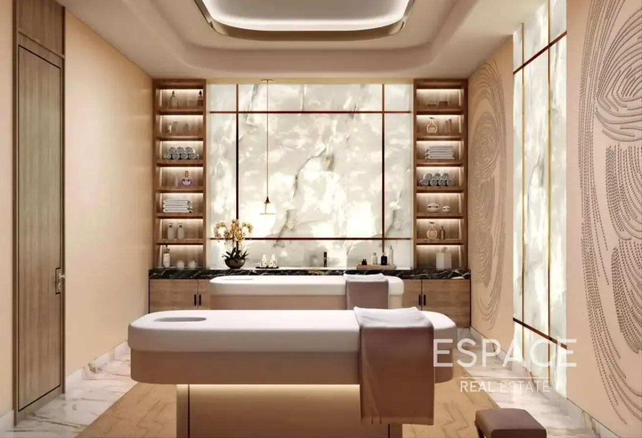RESALE | Luxury  Duplex Sky Villa | Pool