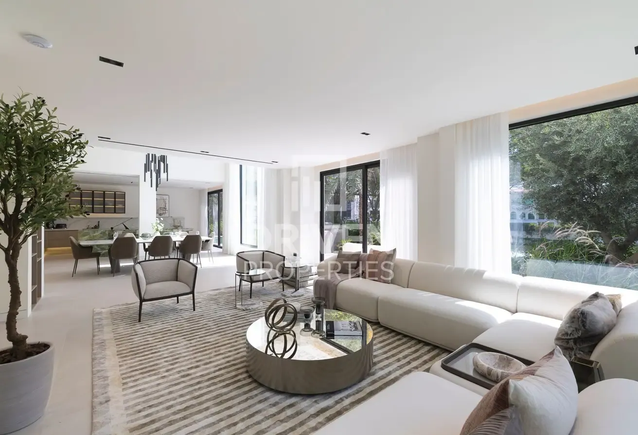 Upgraded and Luxury Villa | Spacious Plot