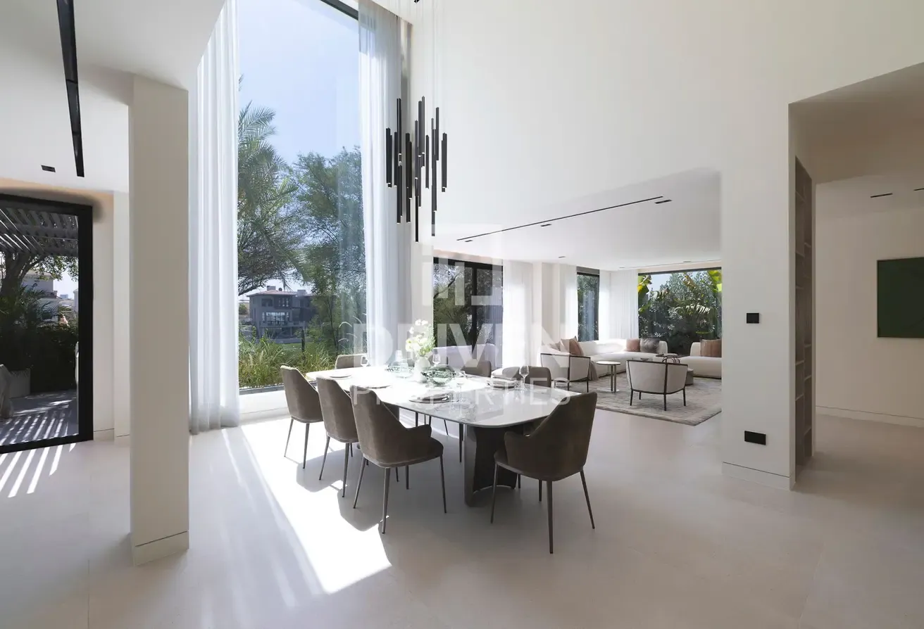 Upgraded and Luxury Villa | Spacious Plot
