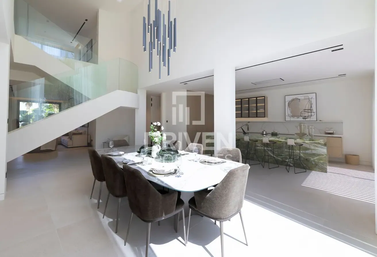 Upgraded and Luxury Villa | Spacious Plot