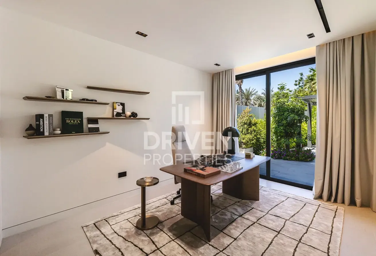 Upgraded and Luxury Villa | Spacious Plot