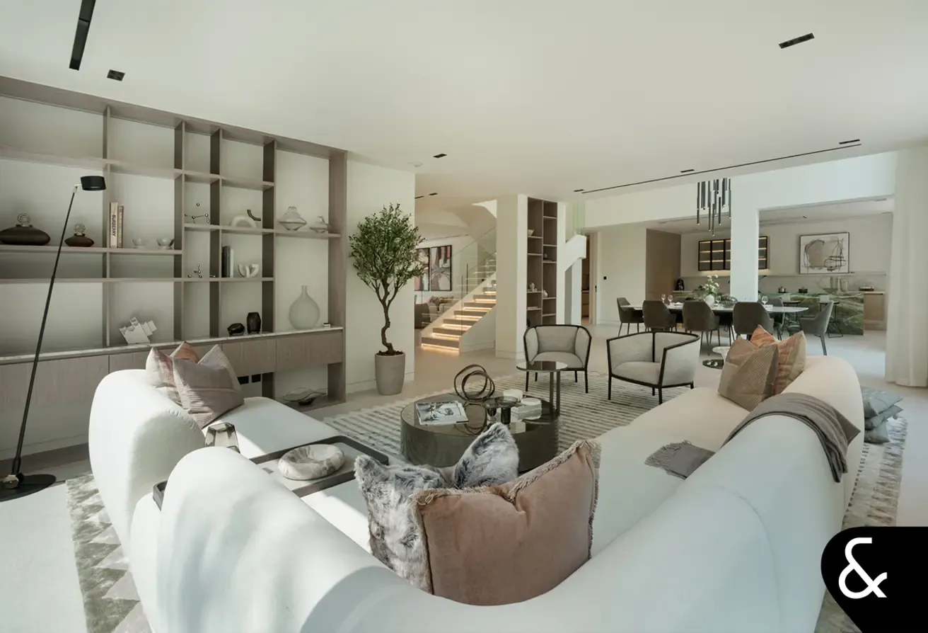 Lake Views | 5 bedrooms | Upgraded