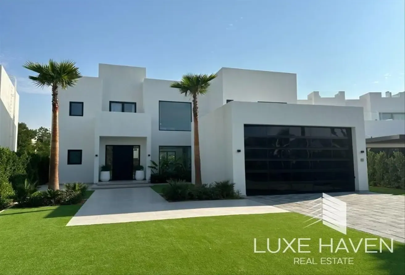 4 Bed | Miami-Style Design | Fully Furnished