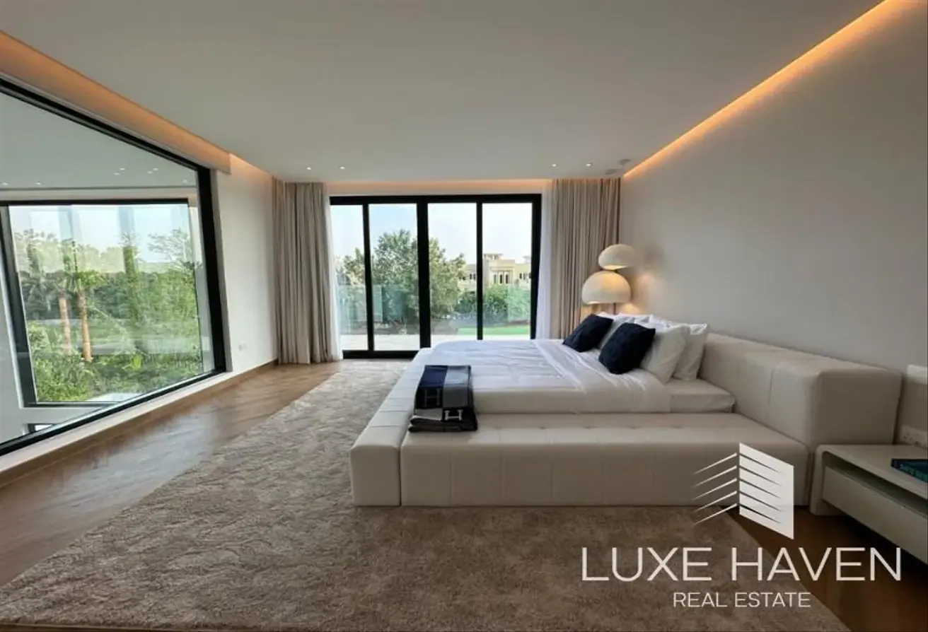 4 Bed | Miami-Style Design | Fully Furnished
