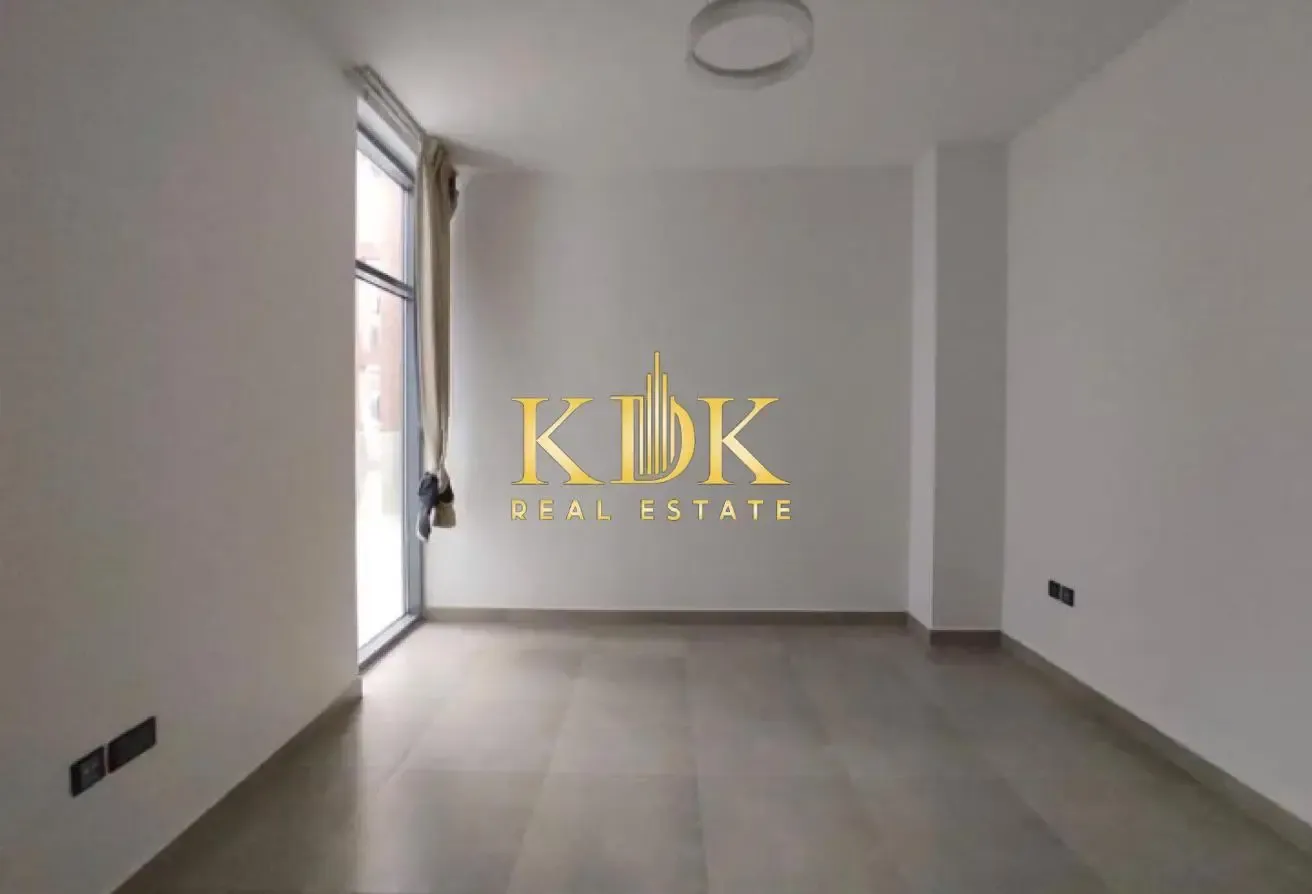 1BR Unfurnished | Pool & Courtyard Access|Call Now