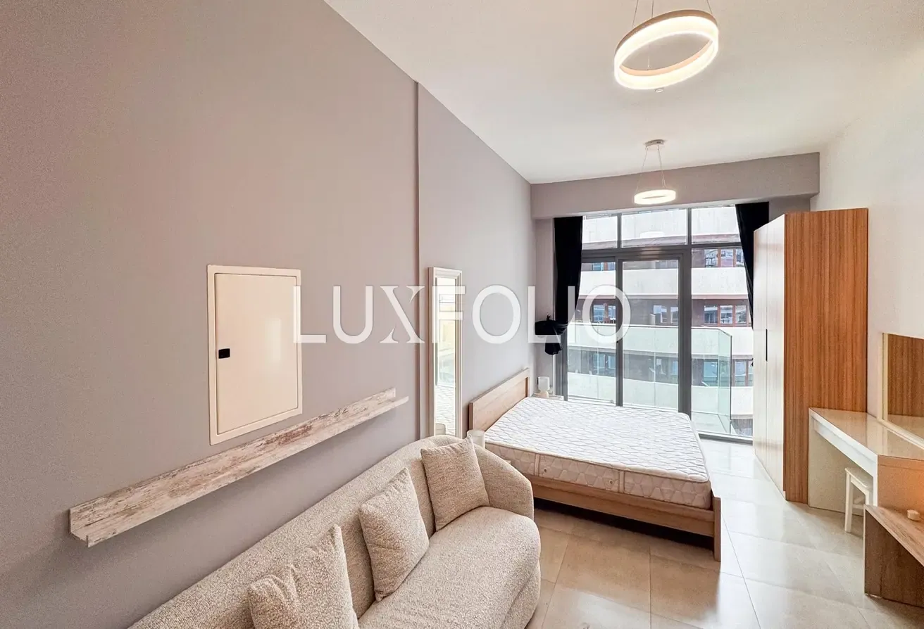 VACANT | UPGRADED | HIGH ROI | FULLY FURNISHED