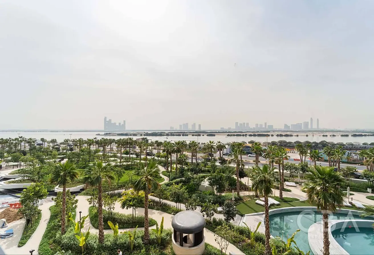 Upgraded | 2 Beds +Maid | Resort Living