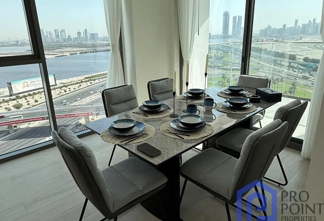 2 BR Apartment with Burj Khalifa View in Al Jaddaf