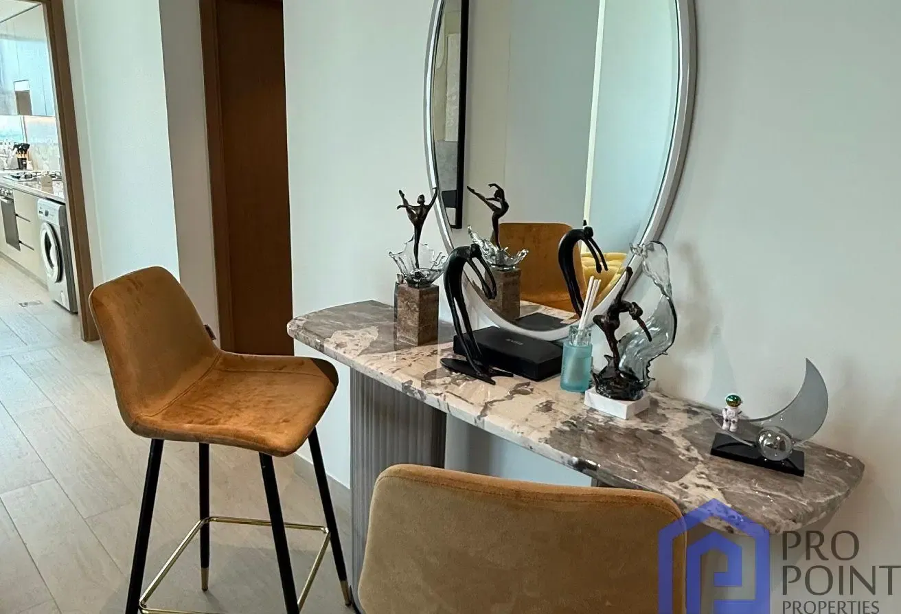 2 BR Apartment with Burj Khalifa View in Al Jaddaf