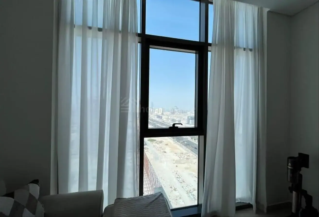 Creek Views | High Floor | Fully Furnished