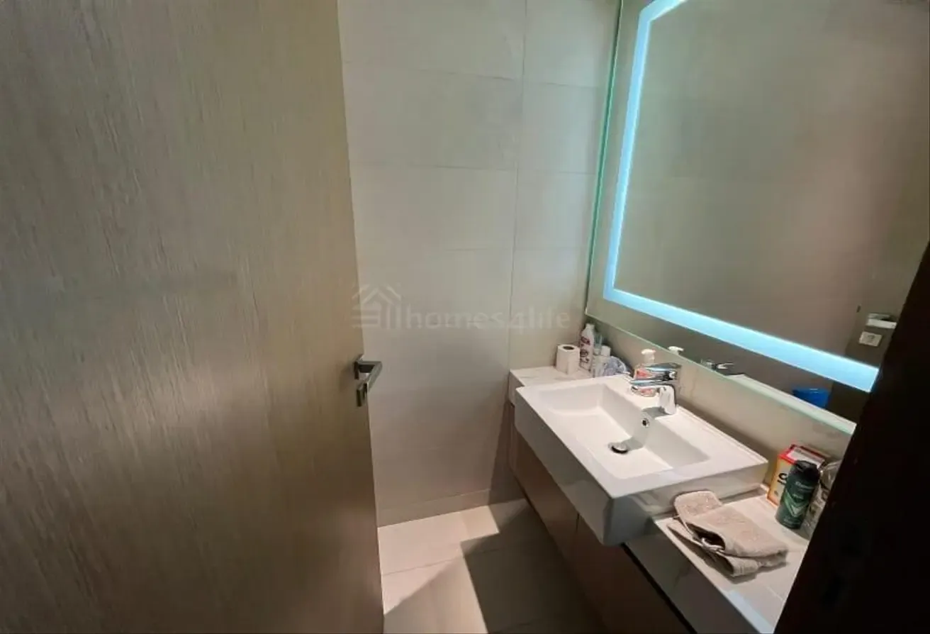 Creek Views | High Floor | Fully Furnished