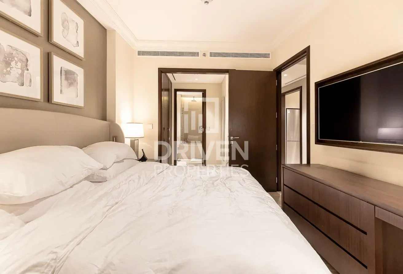 Furnished | Burj Khalifa View | Investment Deal