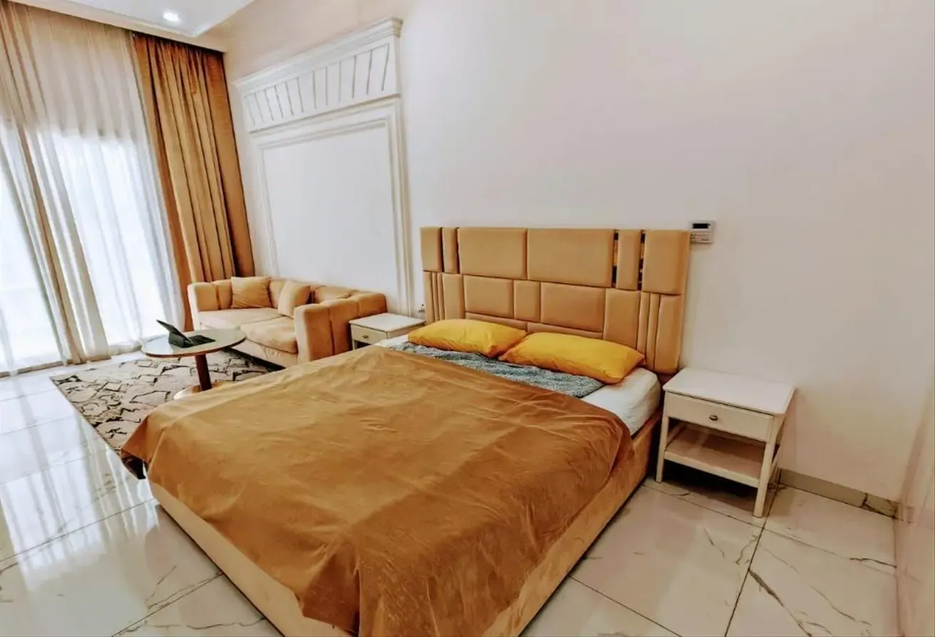 High ROI Studio | Fully Furnished | Investor Deal