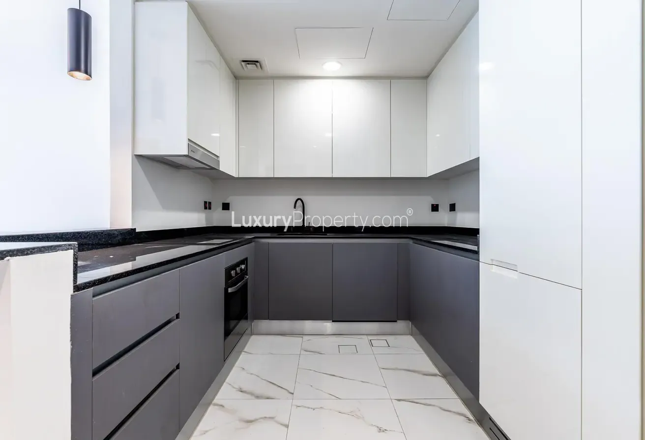 Luxury Modern | Unfurnished | Spacious