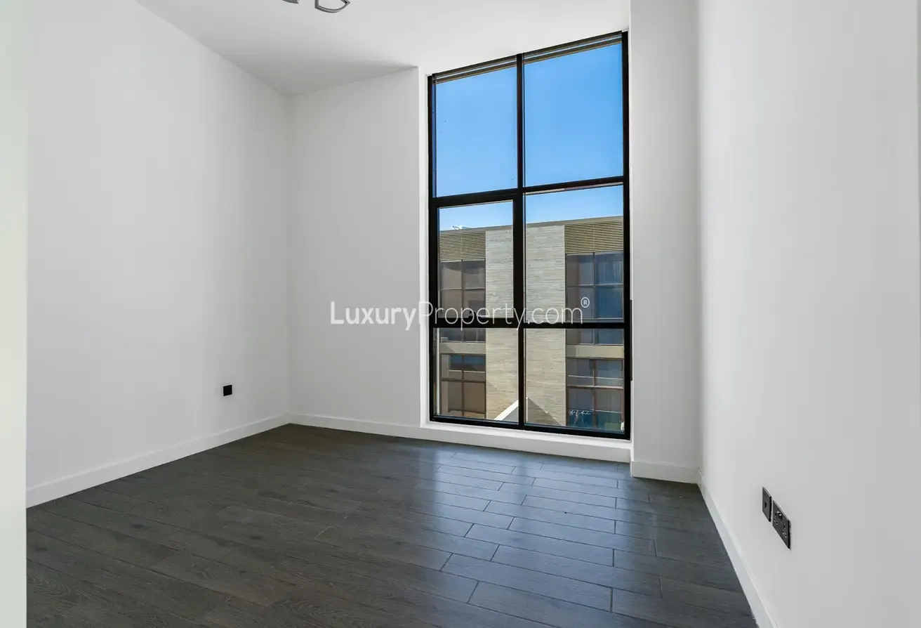 Luxury Modern | Unfurnished | Spacious