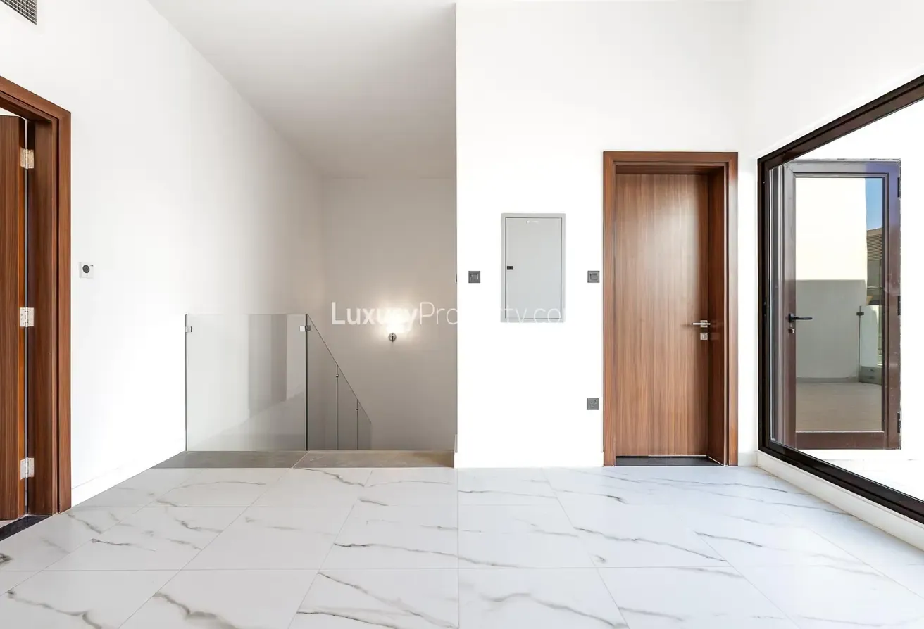 Luxury Modern | Unfurnished | Spacious