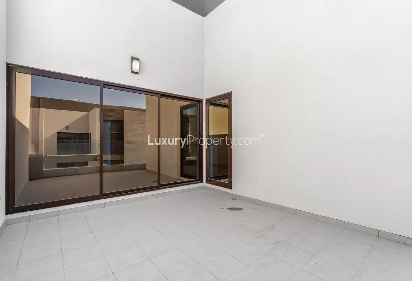Luxury Modern | Unfurnished | Spacious