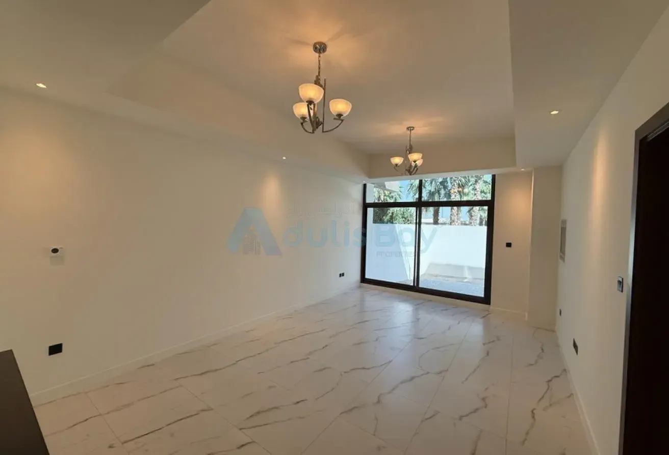 Ideal Location | Elie Saab Villa | ROI Potential