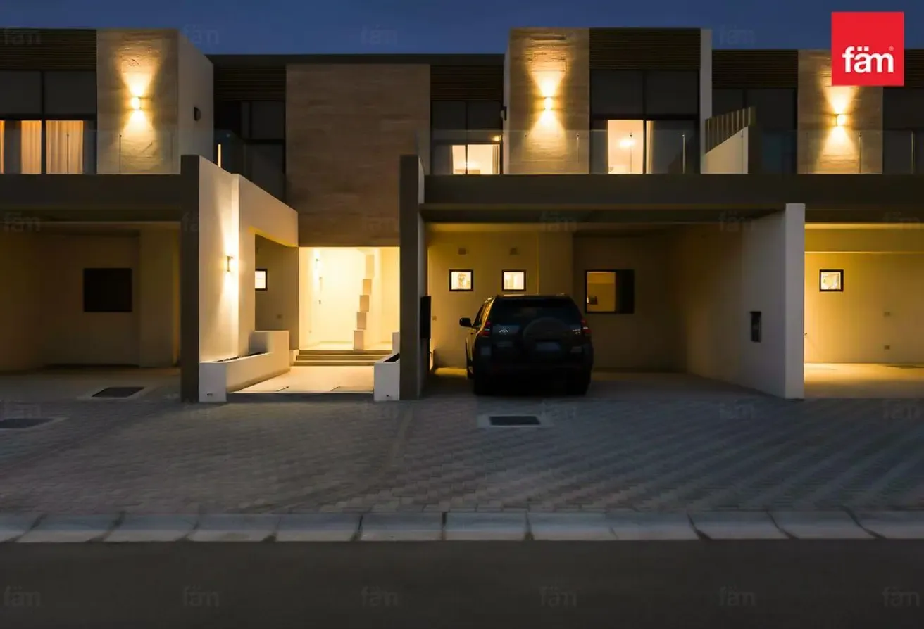 Luxurious, Spacious, Modern,Brand