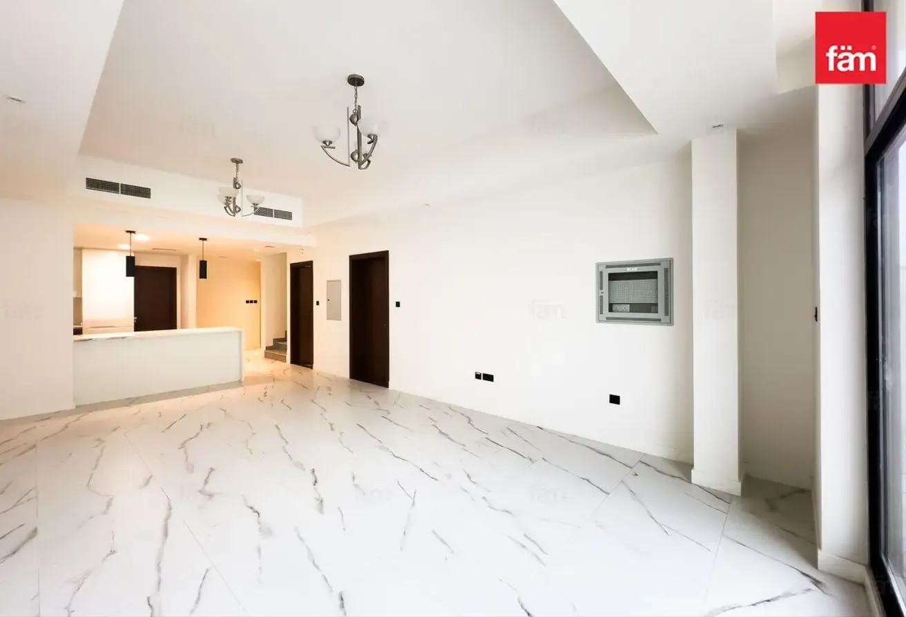 Luxurious, Spacious, Modern,Brand