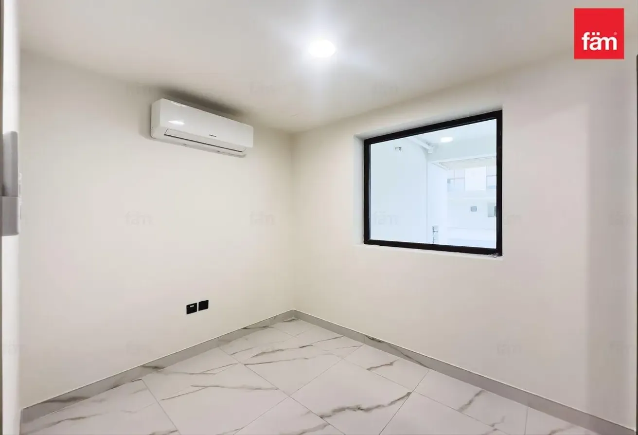 Luxurious, Spacious, Modern,Brand