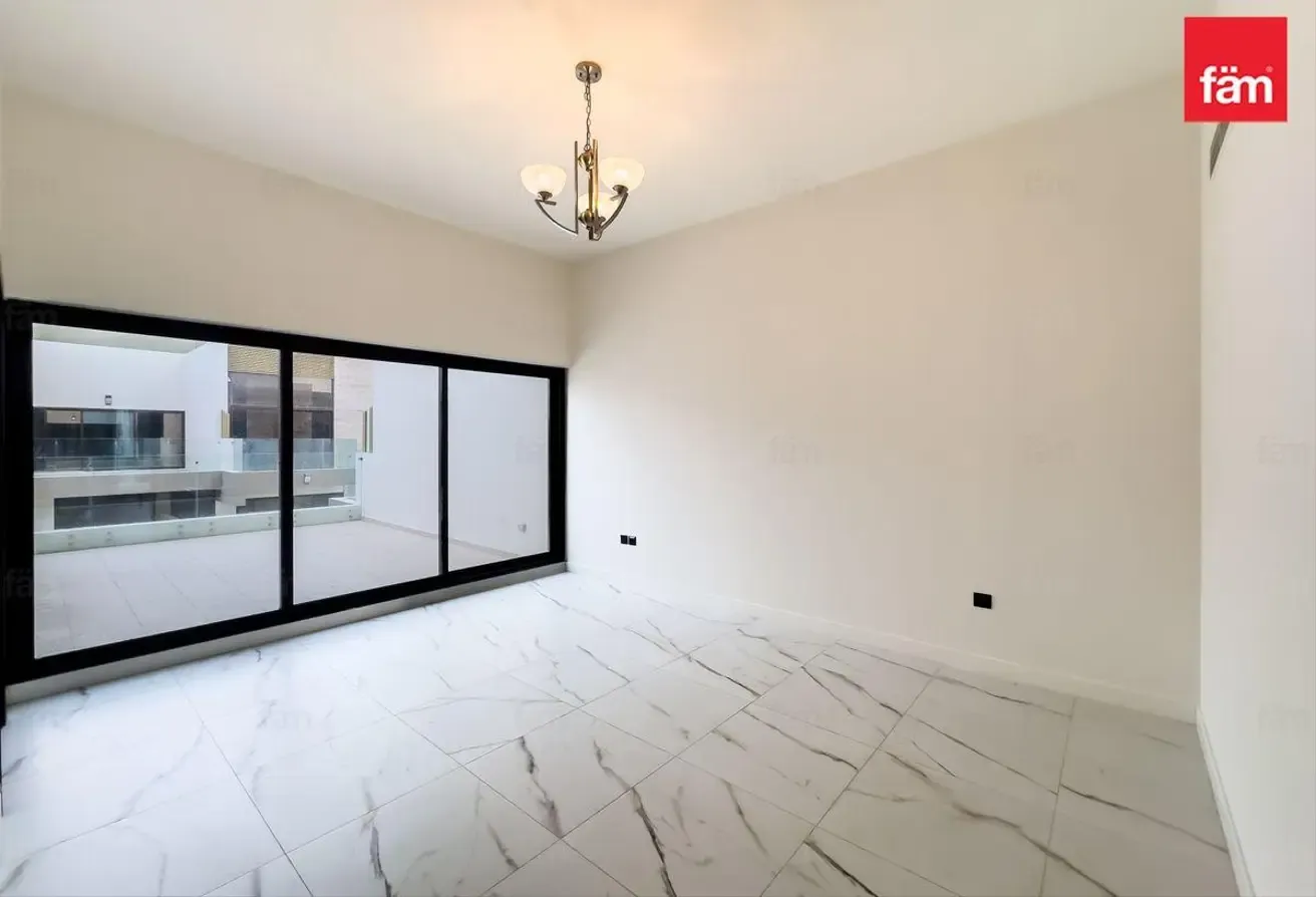 Luxurious, Spacious, Modern,Brand