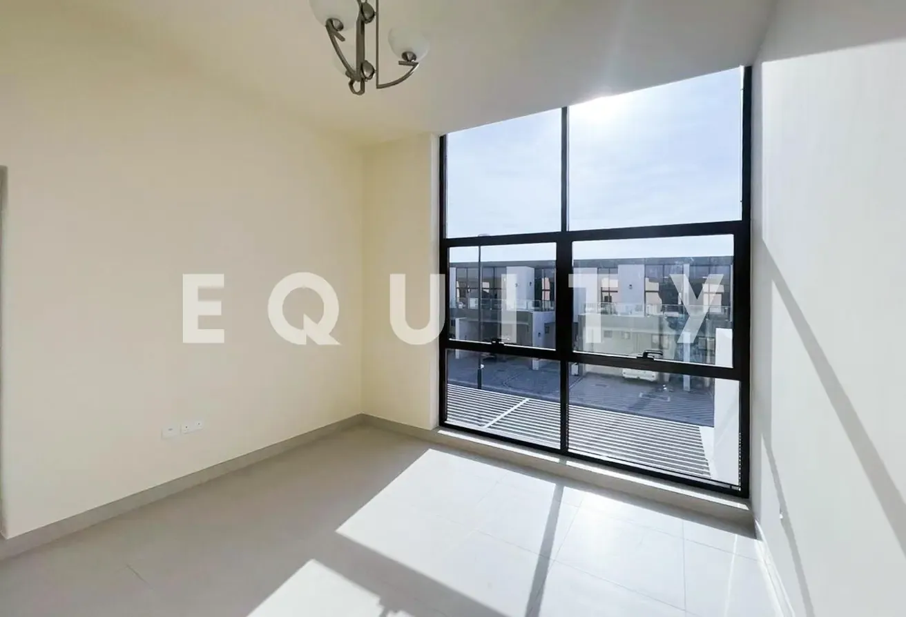 Perfect Location | New Community | Double Row