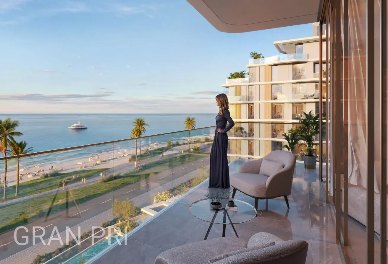 2BR Near the Beach | 1-Minute Walk to the Sea