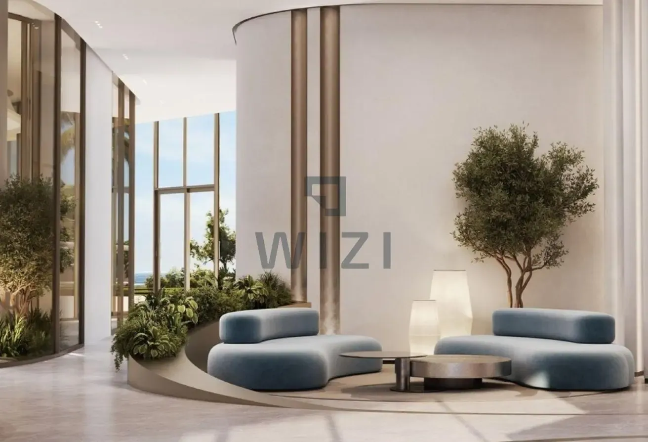Spacious Layout | Close to the OP | Middle Floor