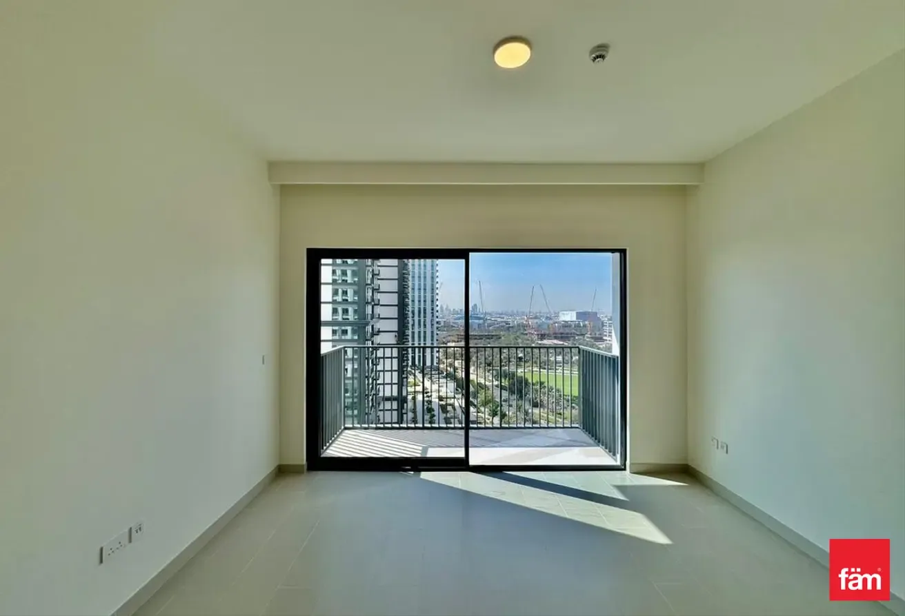 Mid Floor | Park And Pool View | Vacant
