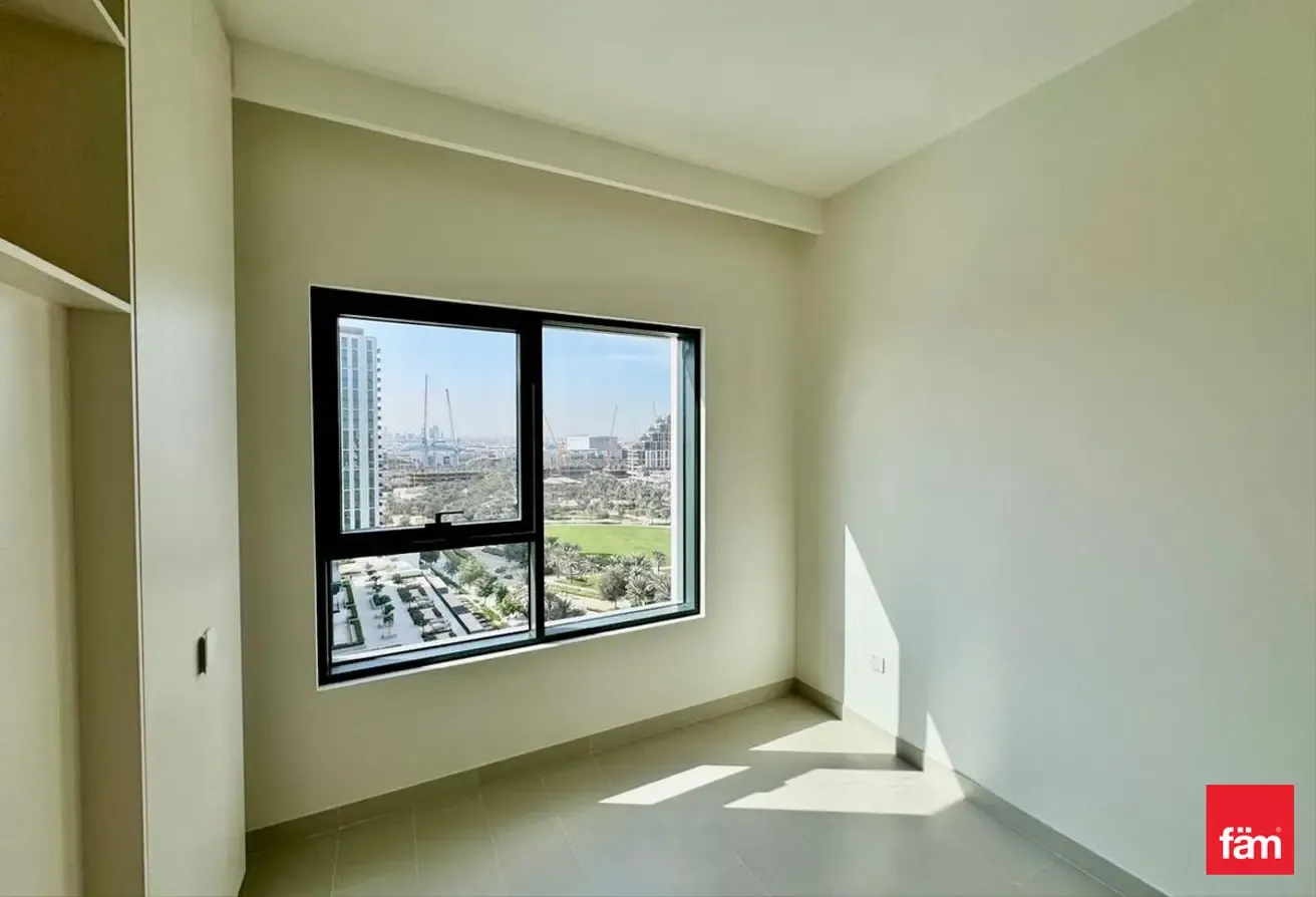 Mid Floor | Park And Pool View | Vacant