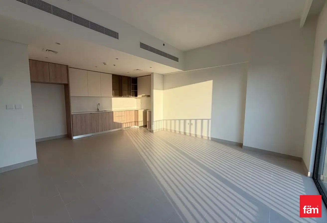 Full Park View | Middle Floor | Vacant