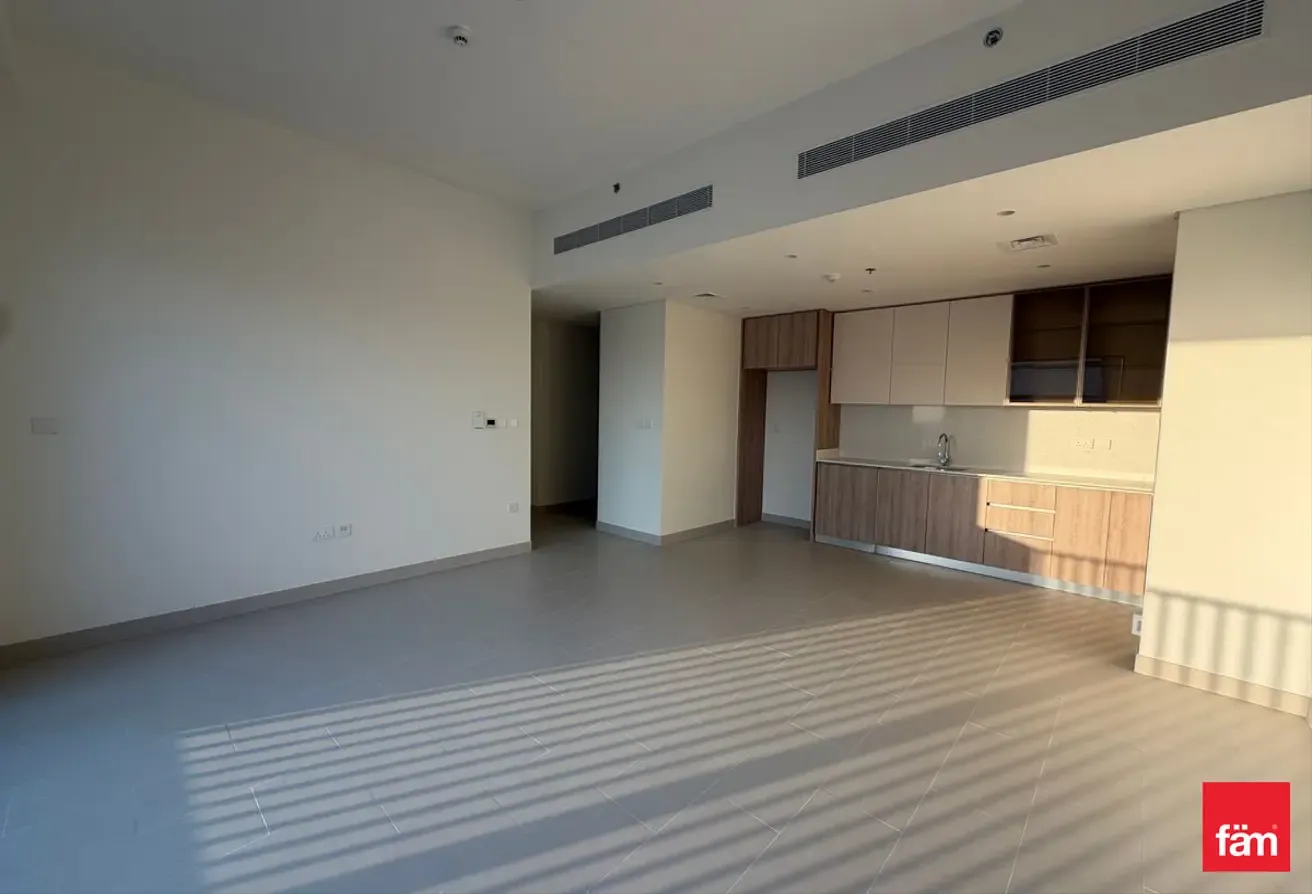 Full Park View | Middle Floor | Vacant