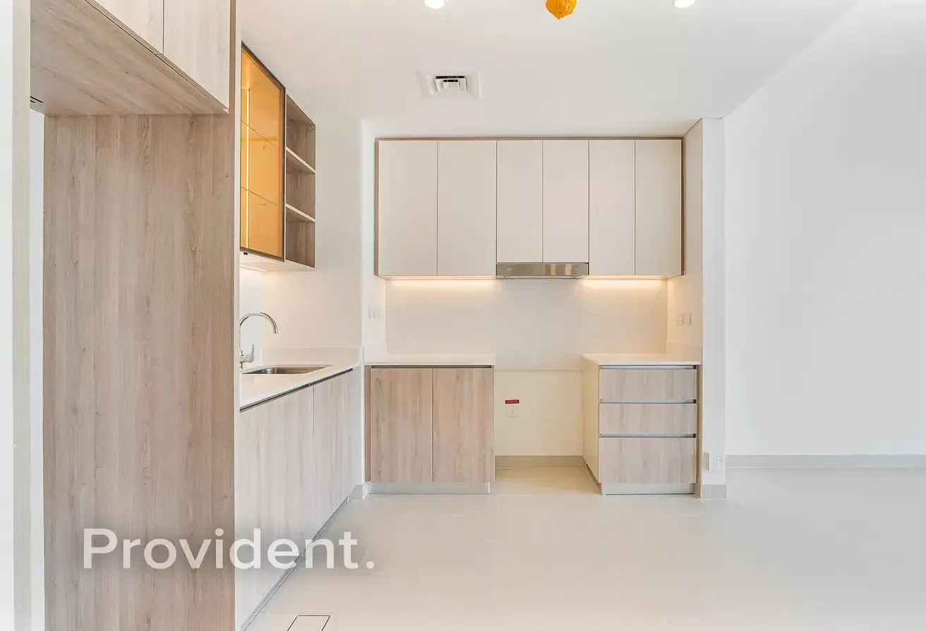 High Floor | Park View | Ready to Move in