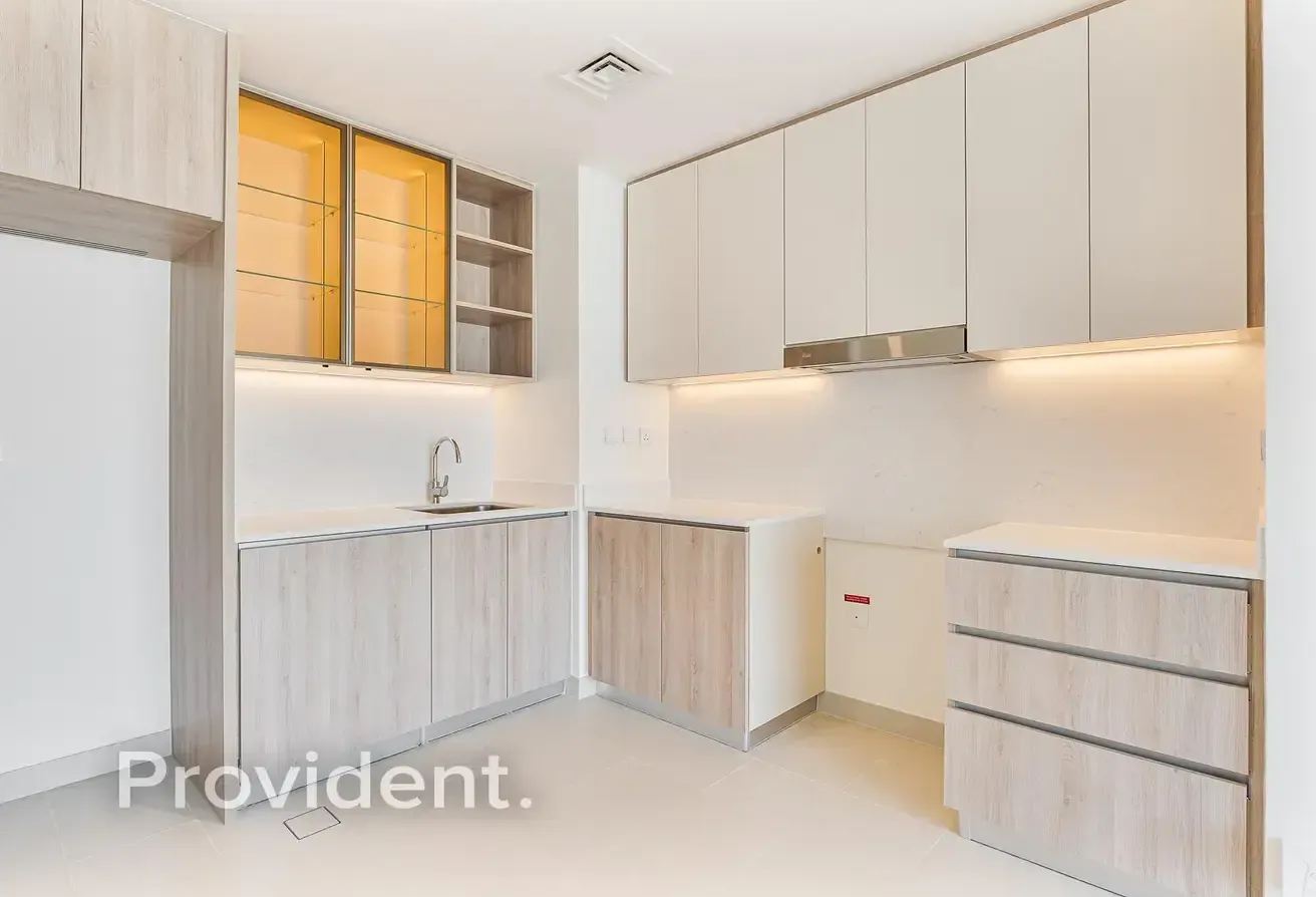 High Floor | Park View | Ready to Move in