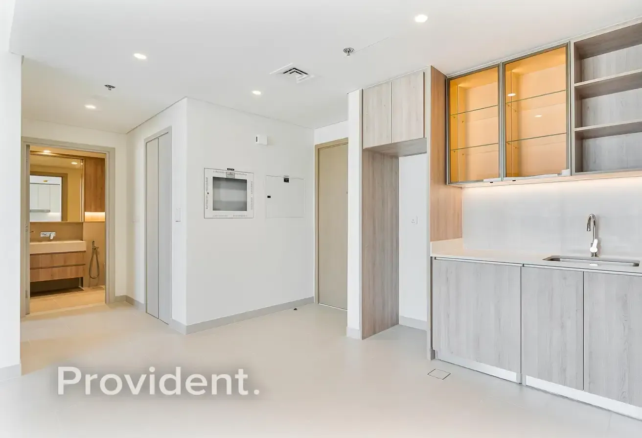 High Floor | Park View | Ready to Move in
