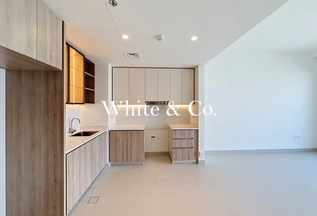 Vacant | Direct Park View | Higher Floor