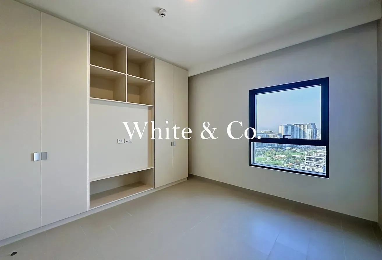 Vacant | Direct Park View | Higher Floor