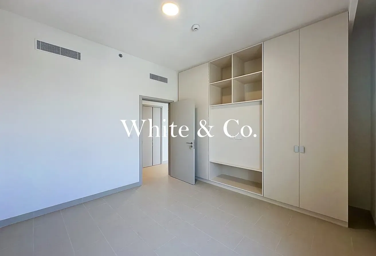 Vacant | Direct Park View | Higher Floor